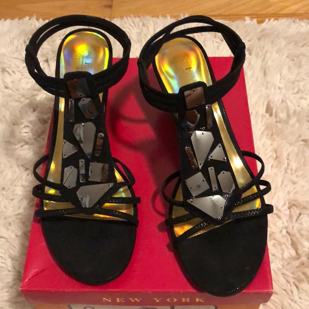 Black and silver wedges